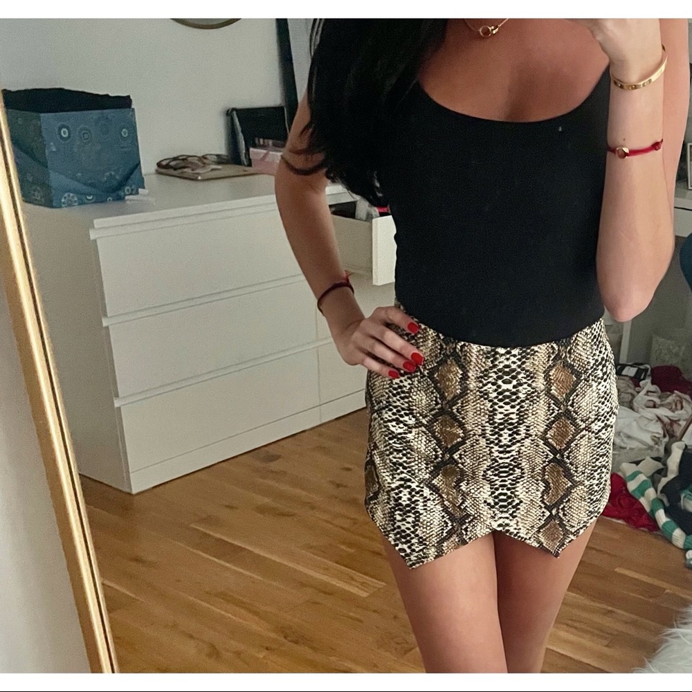 Leopard skort!💕 - Picture 2 of 4